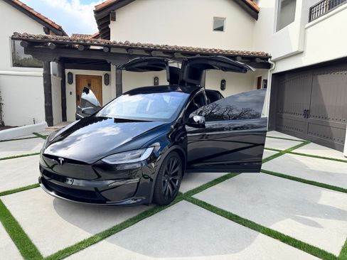 Used 2023 Tesla Model X image 14