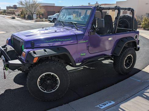 Used 1997 Jeep Wrangler Sport image 4