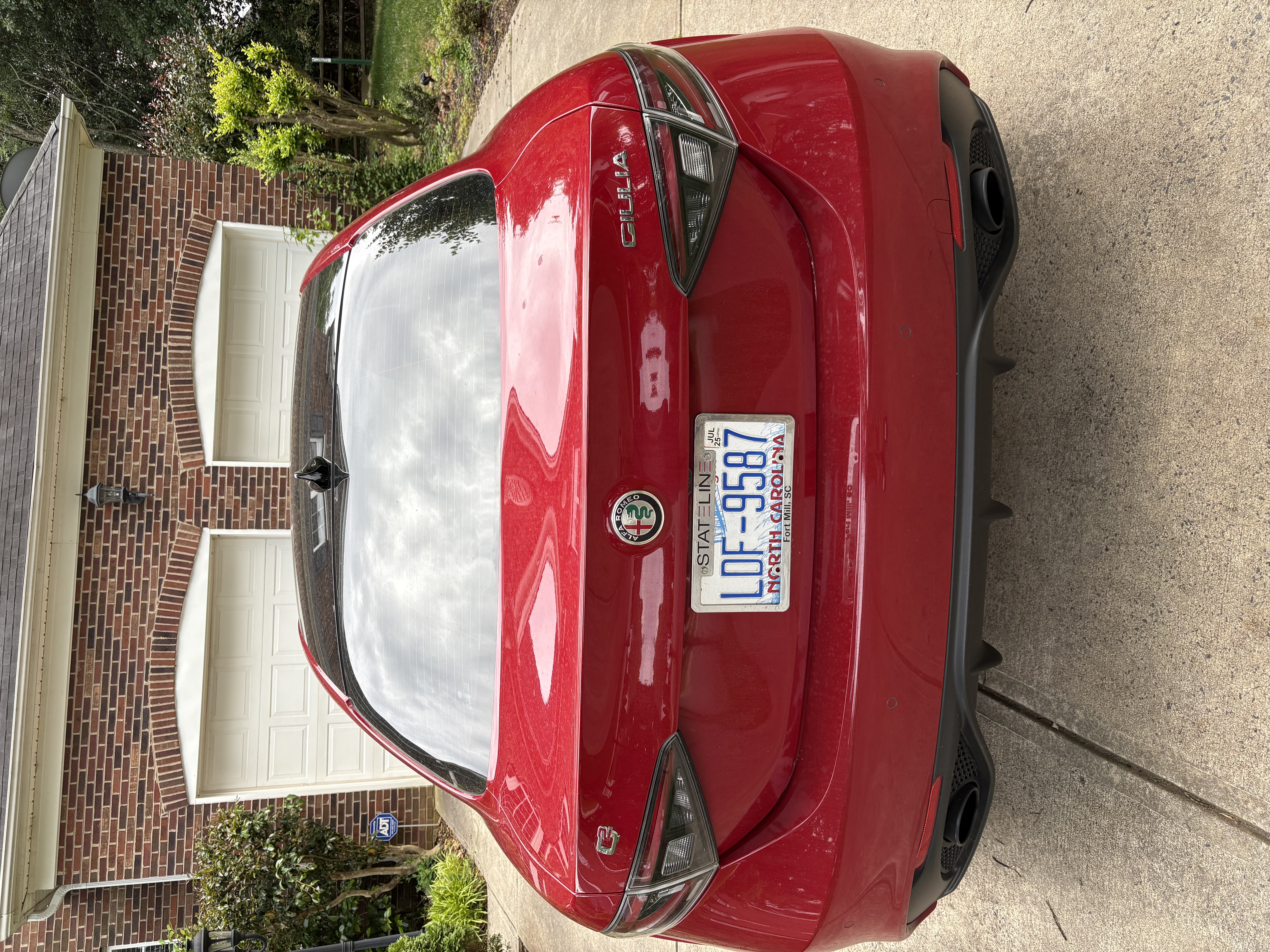 Used 2024 Alfa Romeo Giulia Veloce RWD image 5