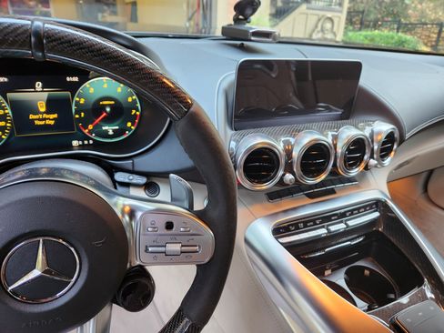 Used 2020 Mercedes-Benz AMG GT C image 20