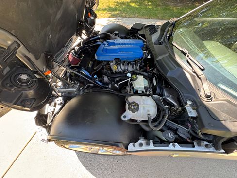 Used 2007 Pontiac Solstice GXP w/ Premium Package image 19