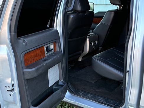 Used 2010 Ford F150 Lariat image 24