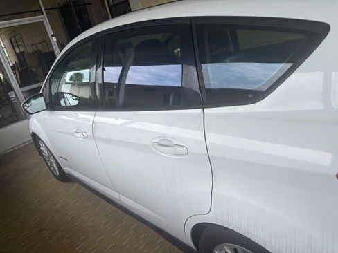 Used 2013 Ford C-MAX SE FWD image 13