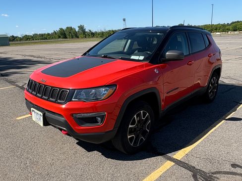 Used 2021 Jeep Compass Trailhawk AWD/4WD image 1