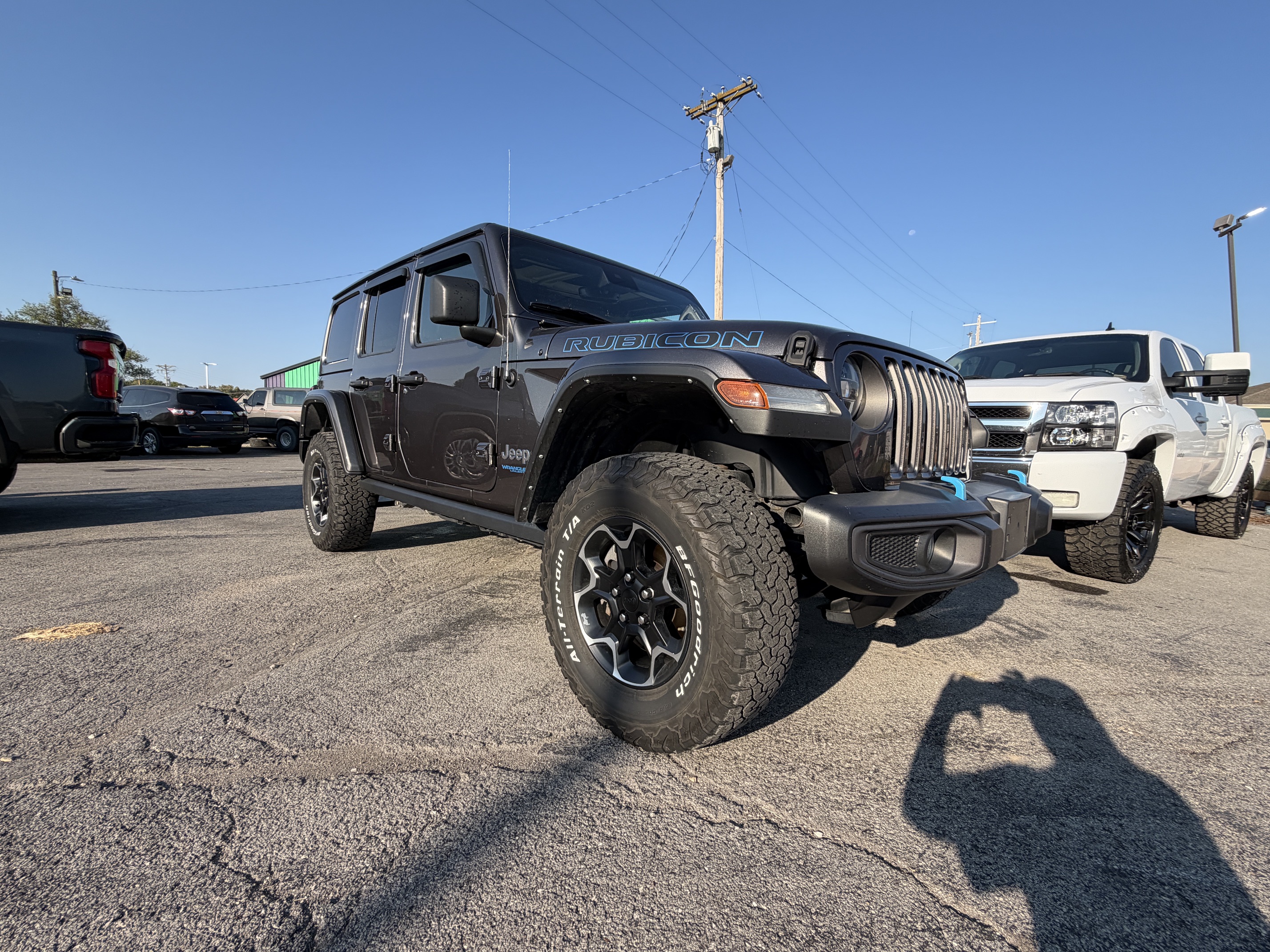 Used 2021 Jeep Wrangler Unlimited Rubicon 4xe w/ Cold Weather Group AWD/4WD image 4
