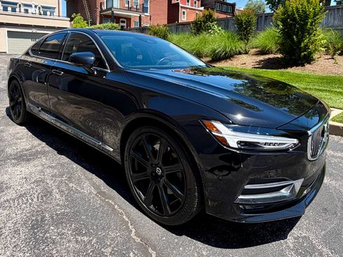 Used 2017 Volvo S90 T6 Inscription w/ Vision Package AWD/4WD image 1