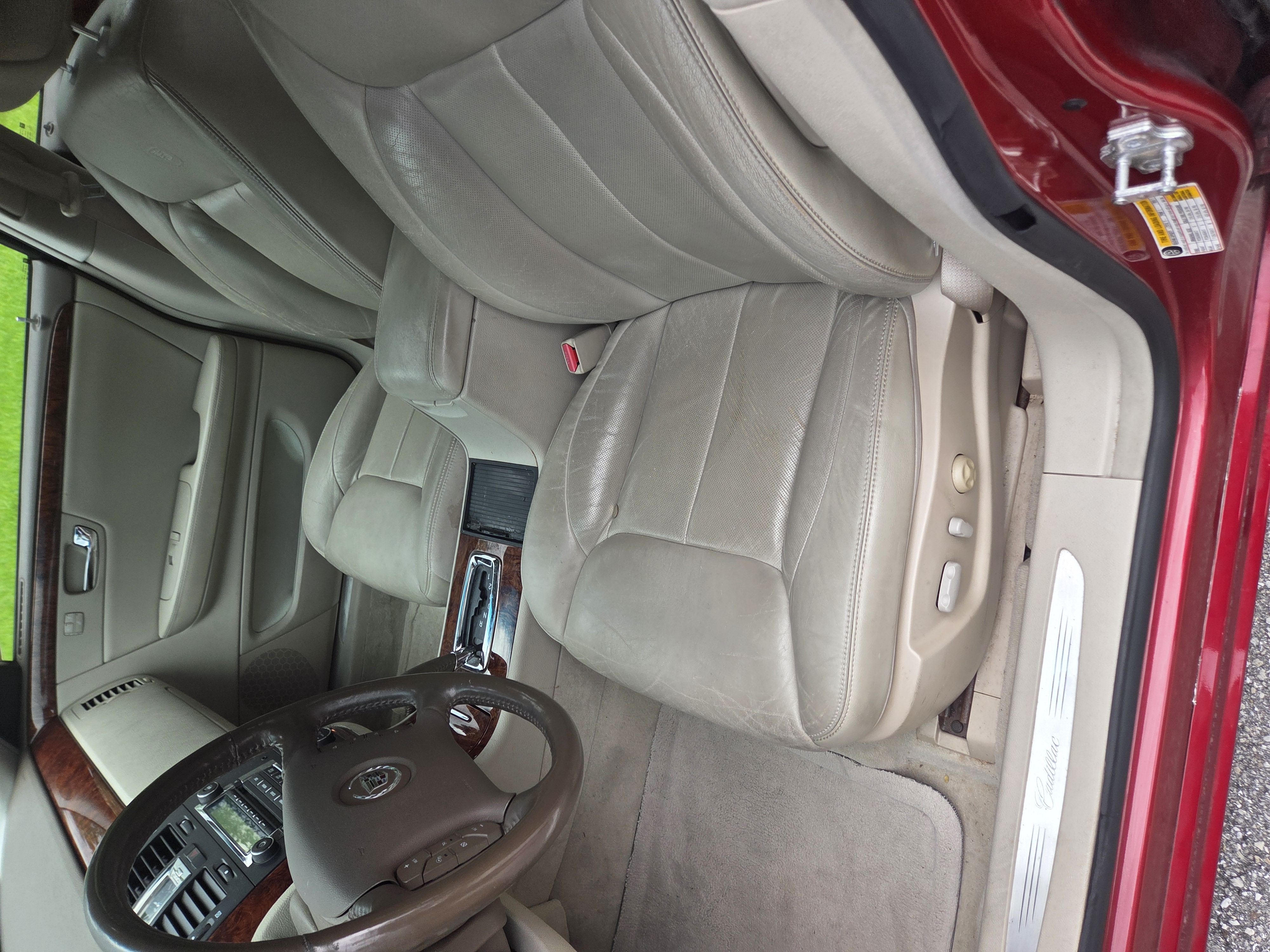 Used 2006 Cadillac DTS FWD image 15