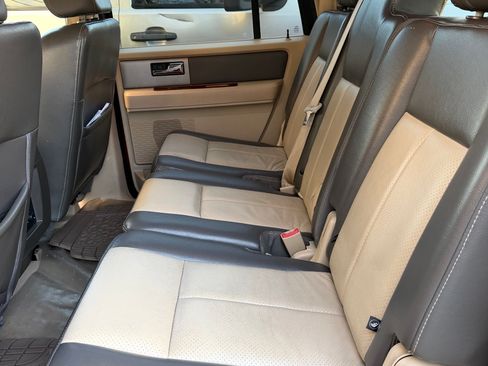 Used 2007 Ford Expedition EL Eddie Bauer image 9