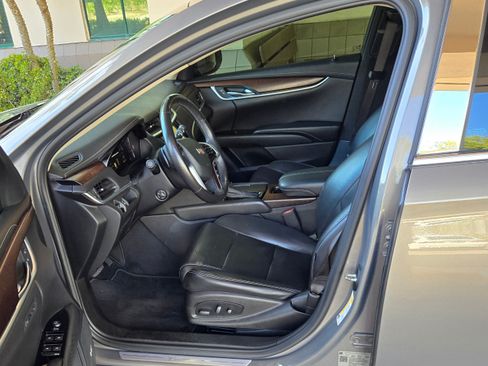 Used 2019 Cadillac XTS Luxury image 9