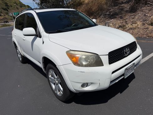 Used 2008 Toyota RAV4 Sport image 6