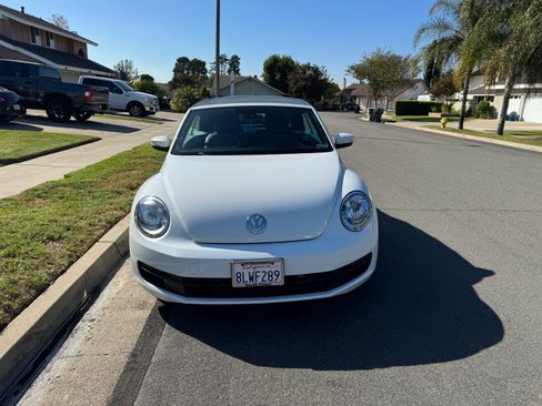 Used 2016 Volkswagen Beetle 1.8T Denim image 4