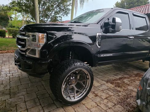 Used 2022 Ford F350 Platinum w/ Tremor Off-Road Package image 20