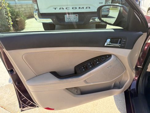 Used 2013 Kia Optima EX w/ Premium Pkg image 10