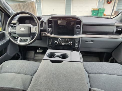 Used 2024 Ford F150 XLT w/ Tow/Haul Package image 9