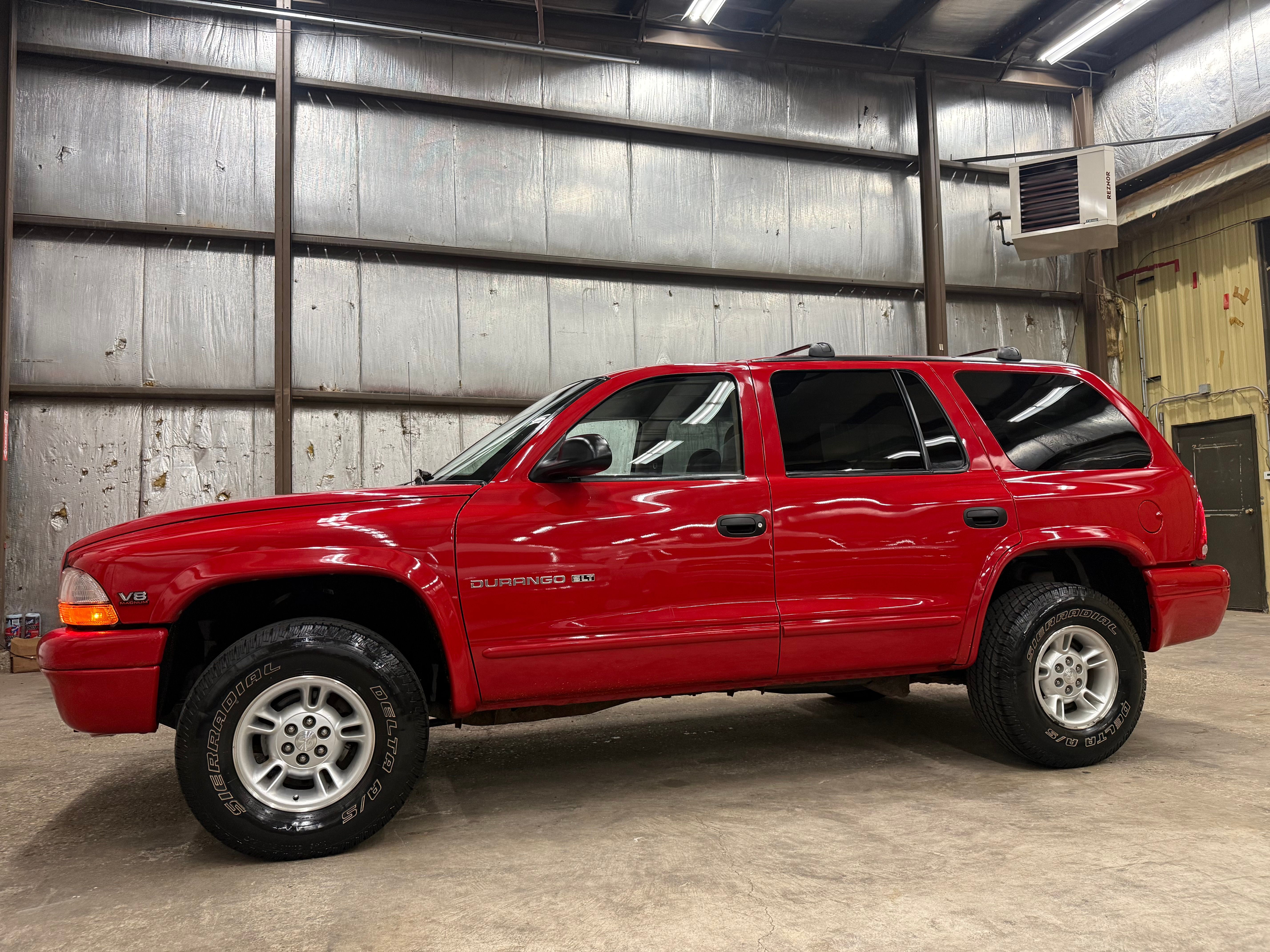 Used 1999 Dodge Durango 4WD image 4