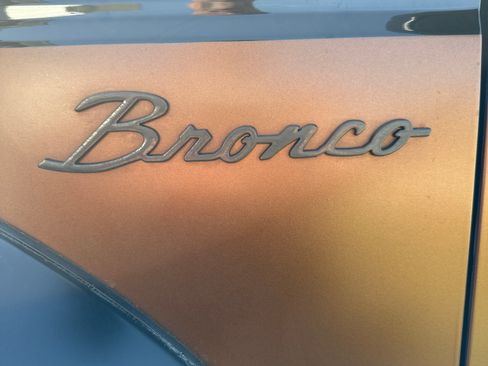 Used 2021 Ford Bronco 4-Door AWD/4WD image 16