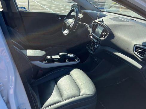 Used 2019 Hyundai Ioniq Limited image 10