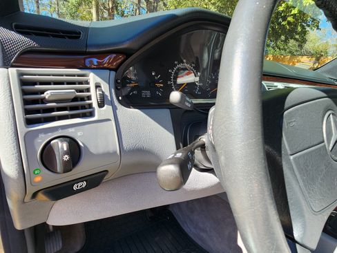Used 1997 Mercedes-Benz E 420 Sedan image 24
