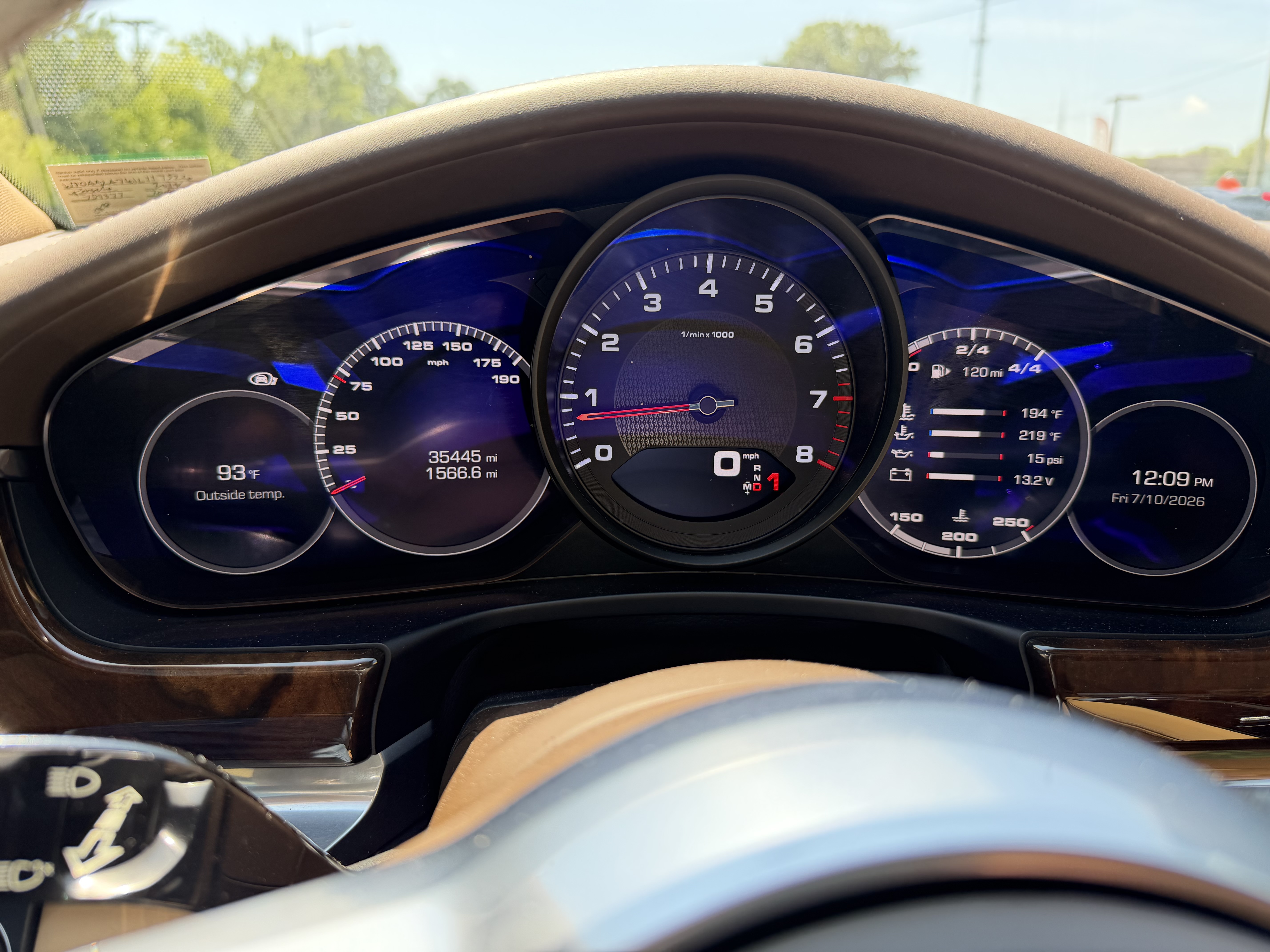 Used 2018 Porsche Panamera 4 AWD/4WD image 15