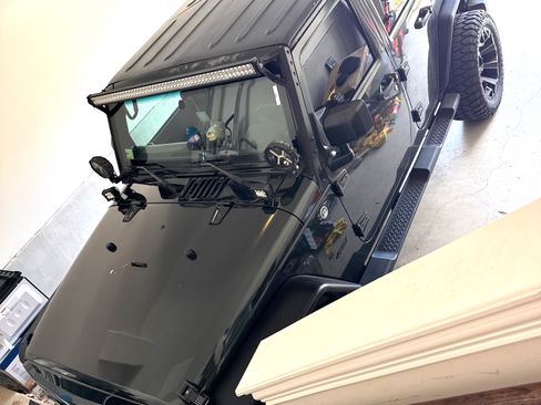 Used 2010 Jeep Wrangler Unlimited Sport AWD/4WD image 30