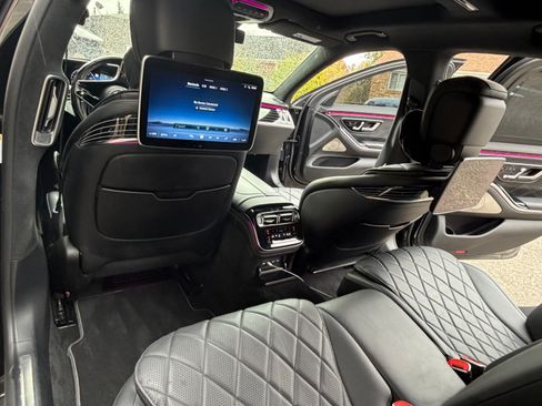 Used 2021 Mercedes-Benz S 580 S 580 4MATIC Sedan 4D image 13