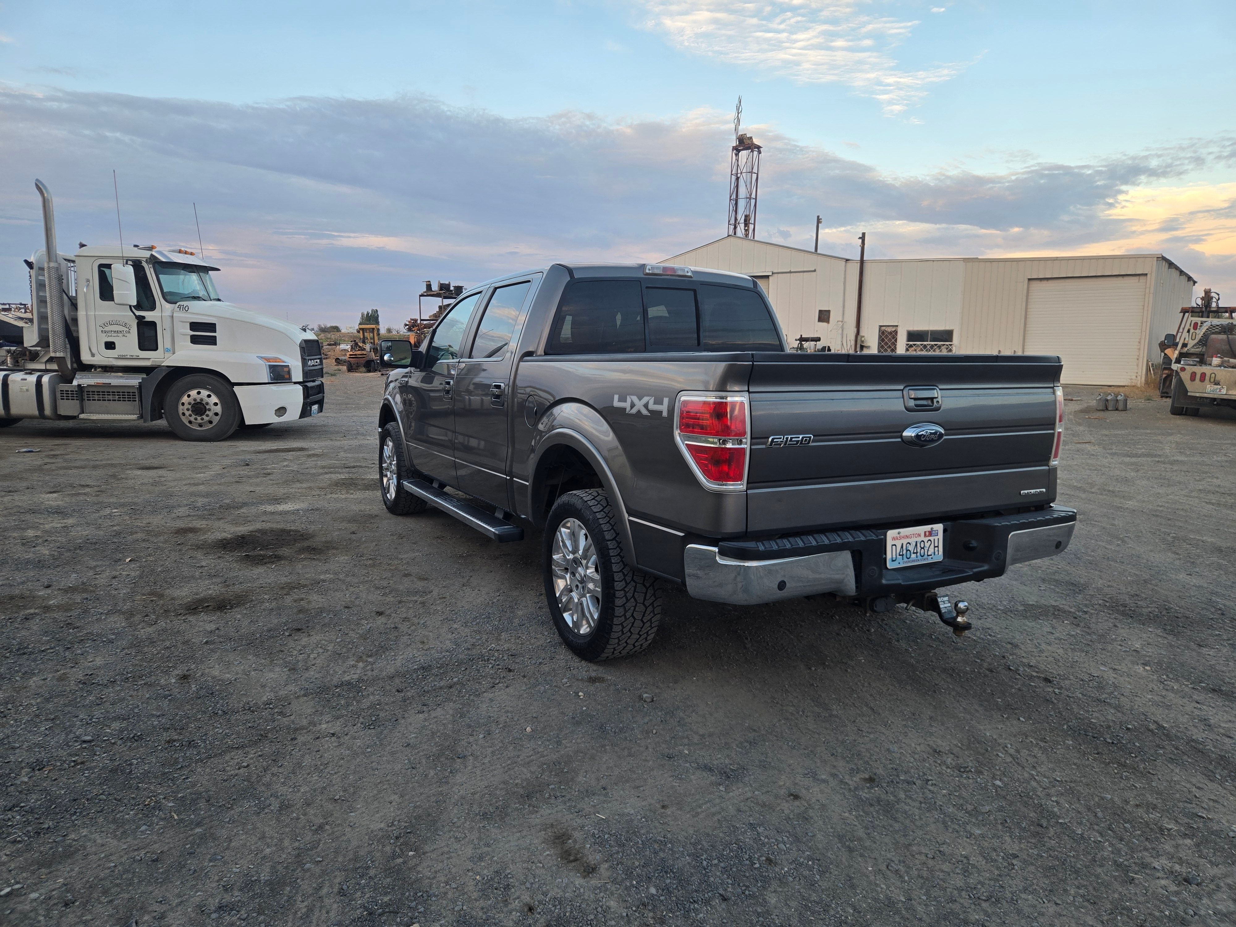 Used 2011 Ford F150 Lariat w/ Lariat Plus Pkg AWD/4WD image 4