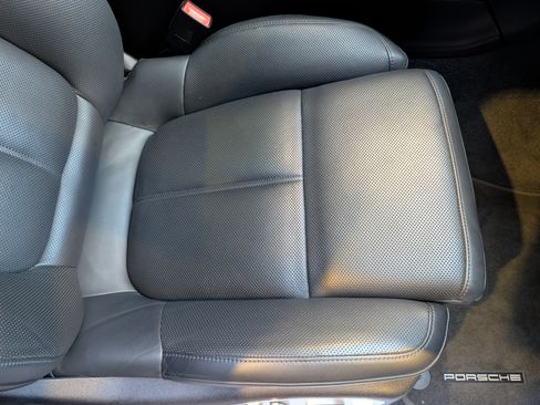 Used 2023 Porsche Macan S image 18