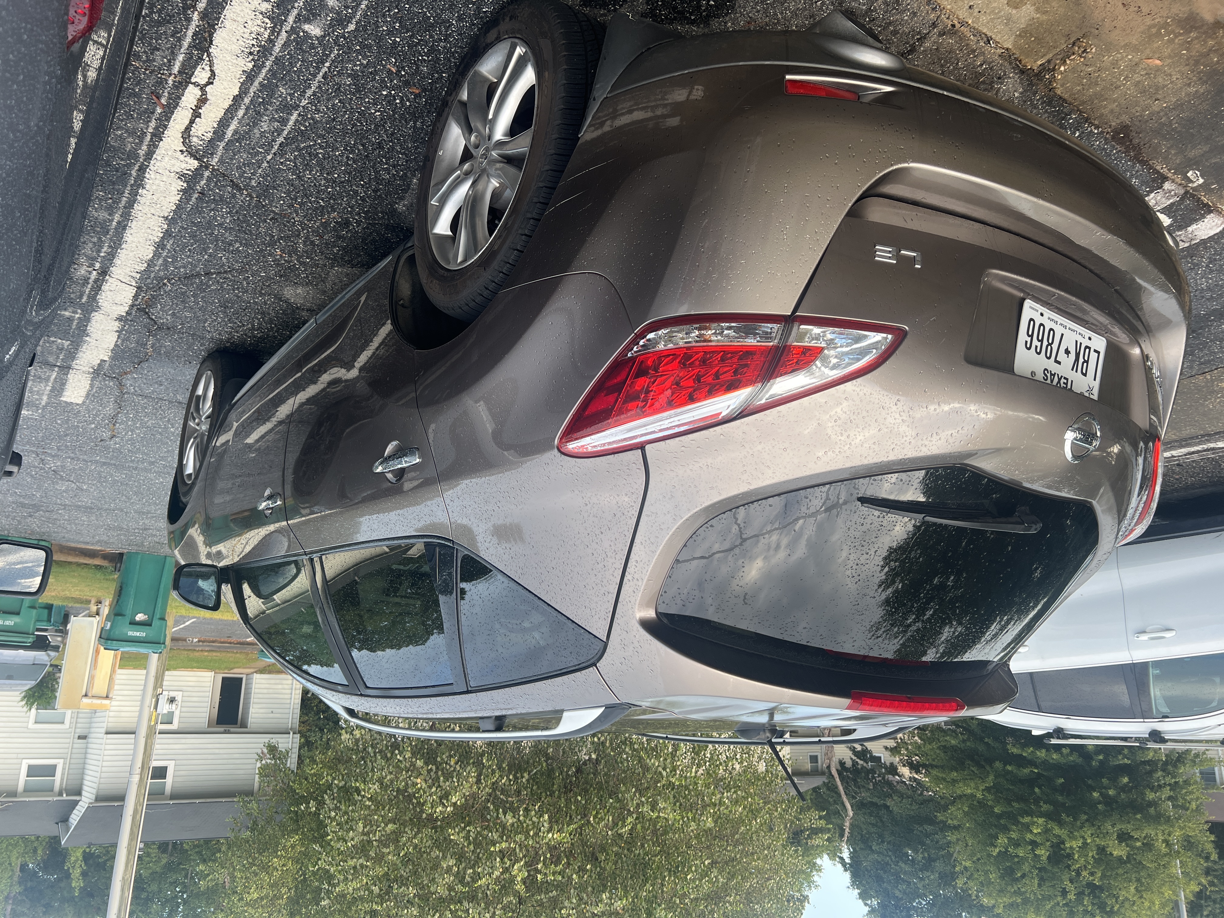 Used 2011 Nissan Murano LE w/ Navigation Pkg FWD image 10