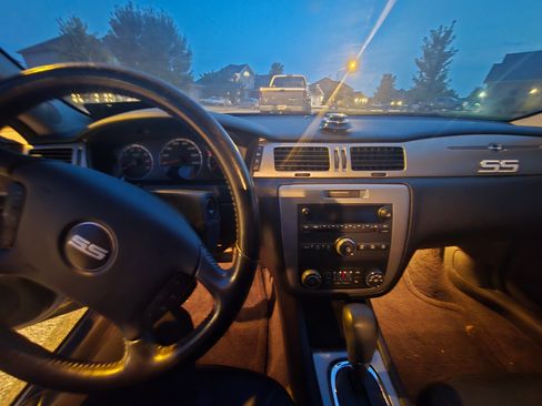 Used 2008 Chevrolet Impala SS w/ Convenience Package image 10