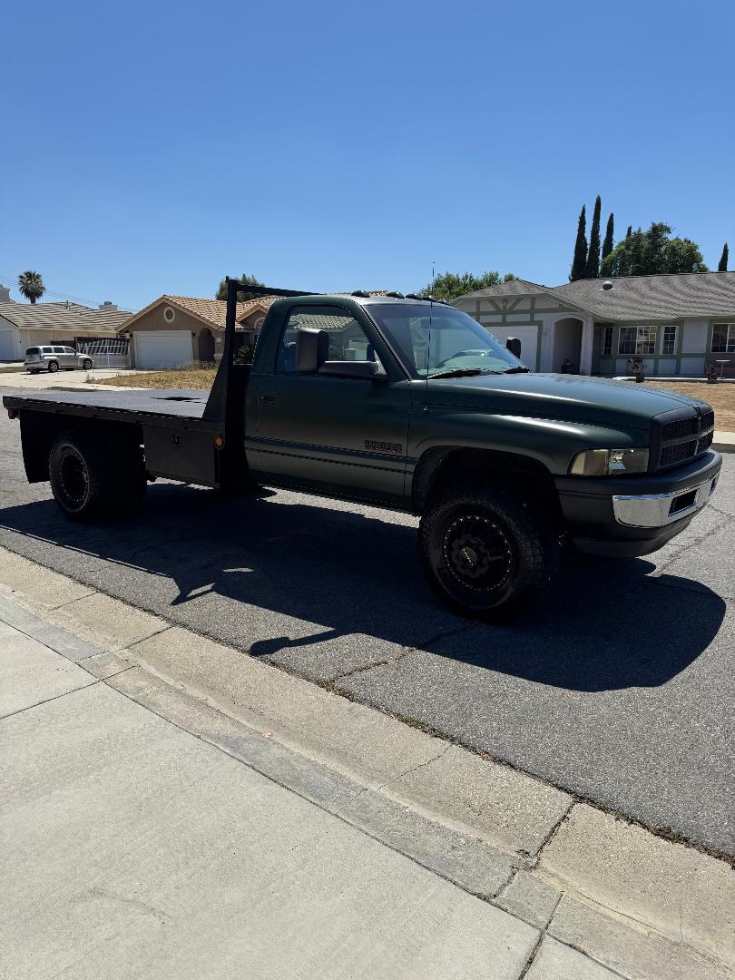 Used 2000 Dodge Ram 3500 Truck 4x4 Regular Cab image 1