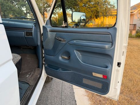 Used 1997 Ford F350 2WD Crew Cab image 13