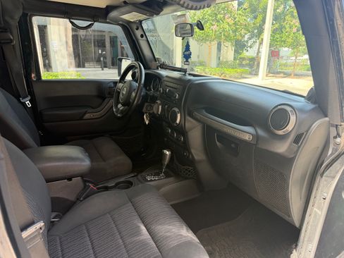 Used 2012 Jeep Wrangler Sport AWD/4WD image 24