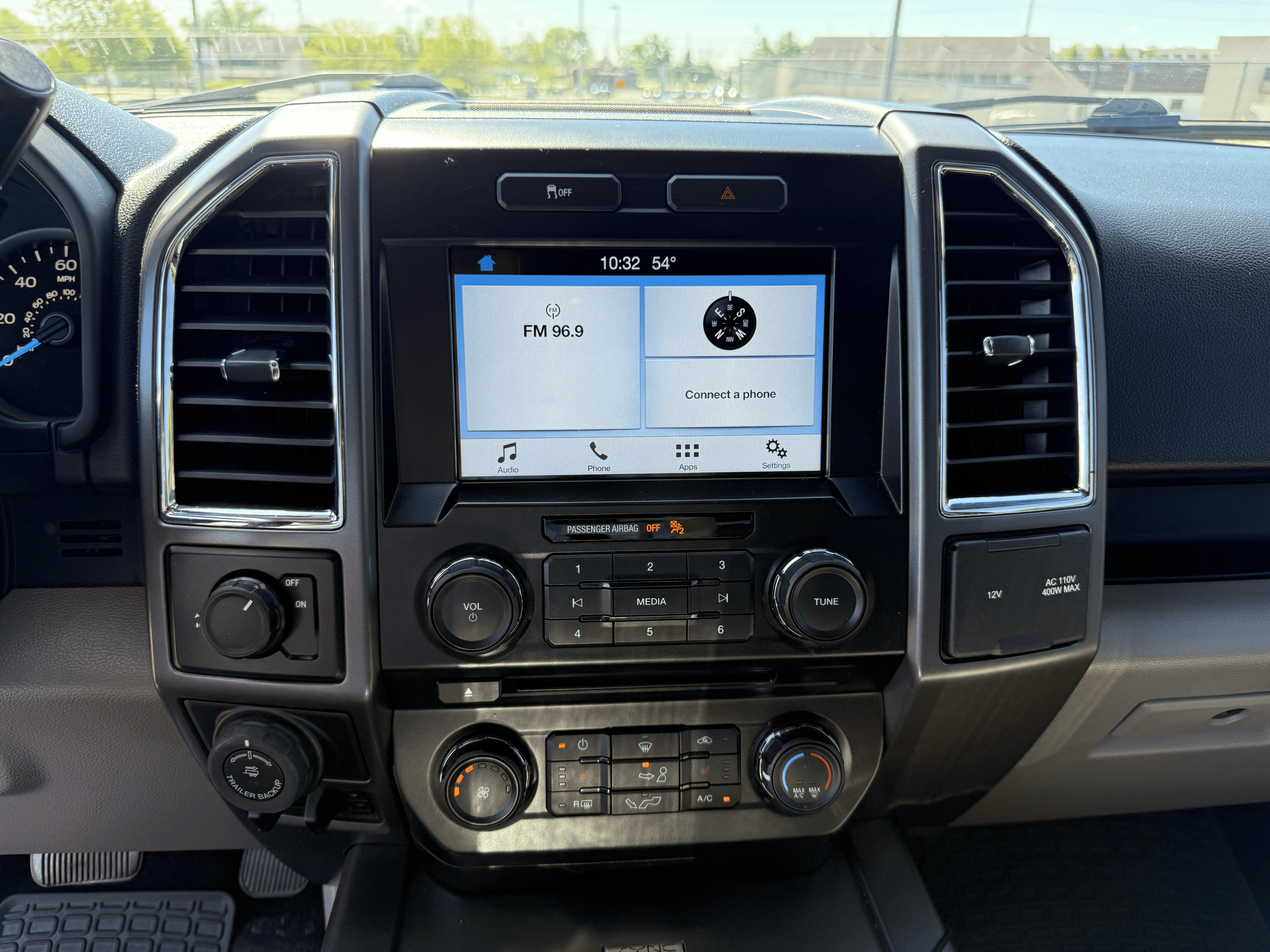 Used 2016 Ford F150 XLT w/ Equipment Group 302A Luxury RWD image 19