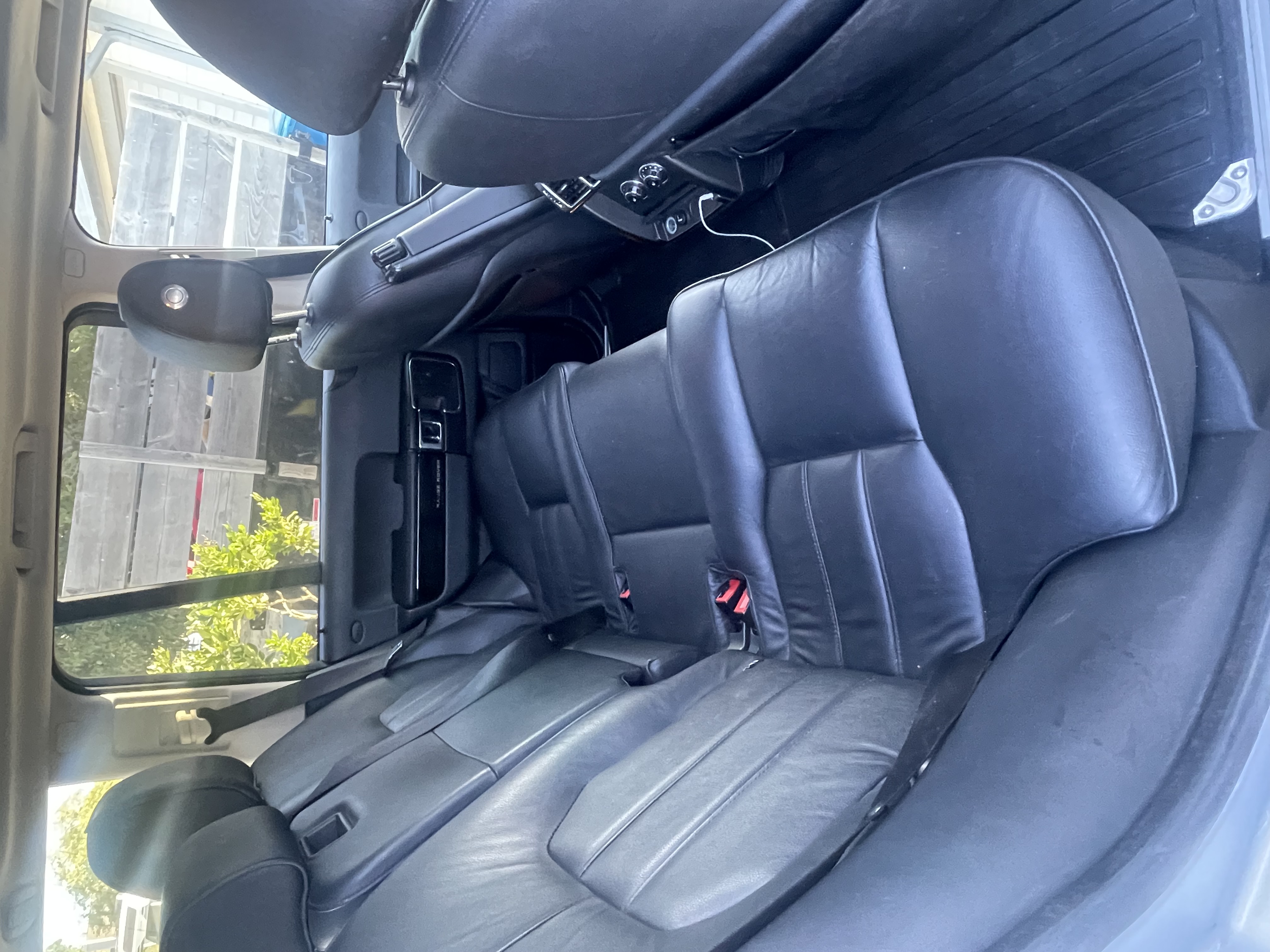 Used 2012 Land Rover Range Rover HSE AWD/4WD image 12