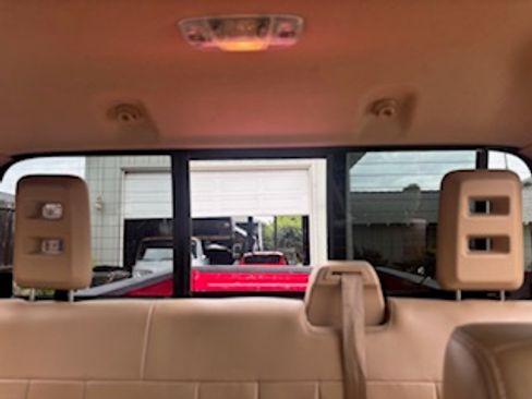 Used 2012 Ford F250 Lariat w/ Chrome Pkg image 16