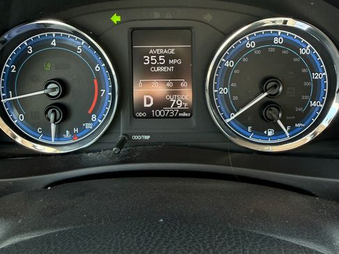 Used 2017 Toyota Corolla LE FWD image 16