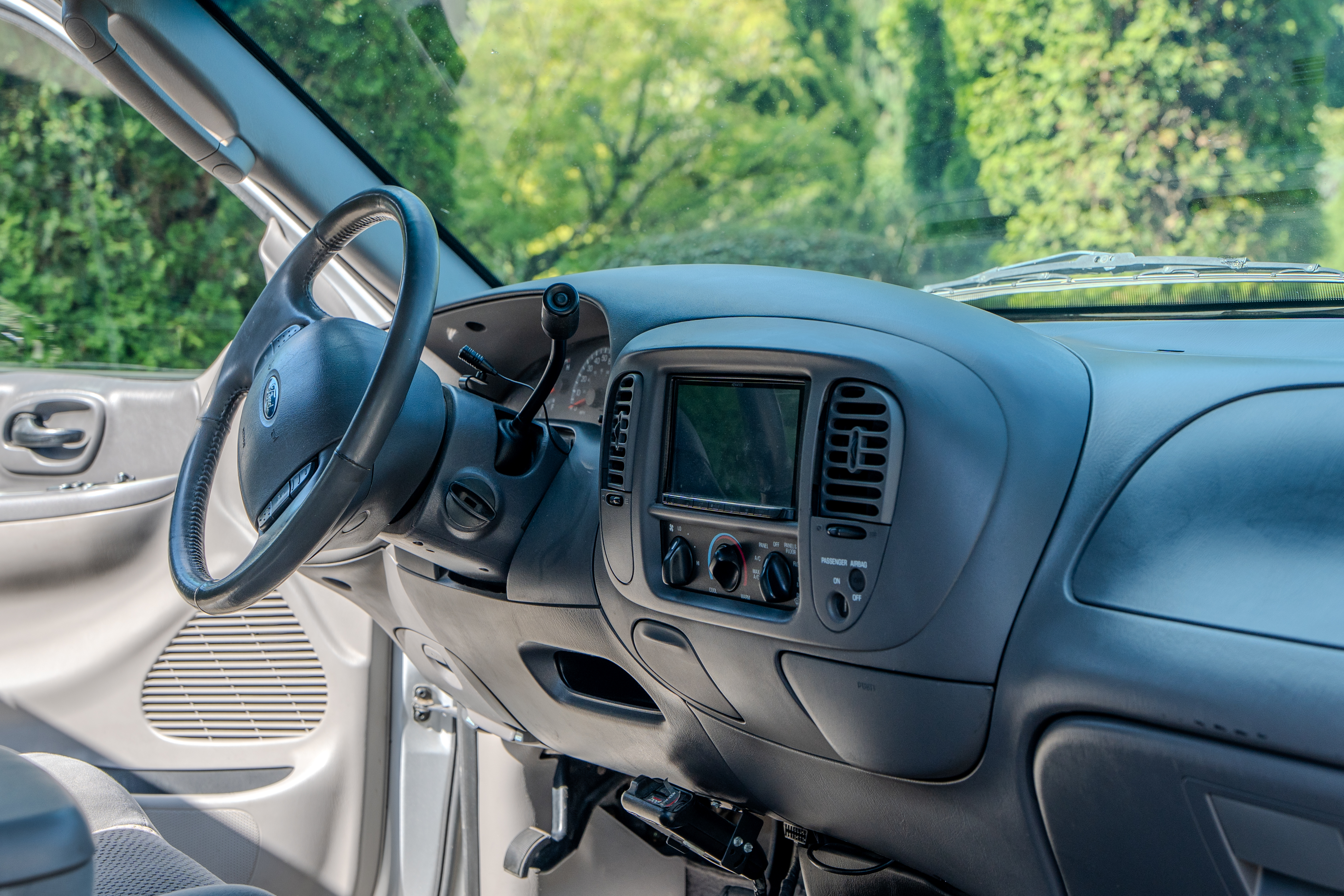 Used 2003 Ford F150 XLT RWD image 11