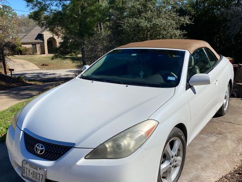 Used 2008 Toyota Solara SLE image 2
