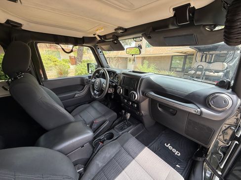 Used 2011 Jeep Wrangler Sport image 6