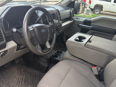 Used 2018 Ford F150 XLT w/ Heavy-Duty Payload Package image 6