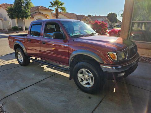 Used 2004 Toyota Tacoma PreRunner image 10