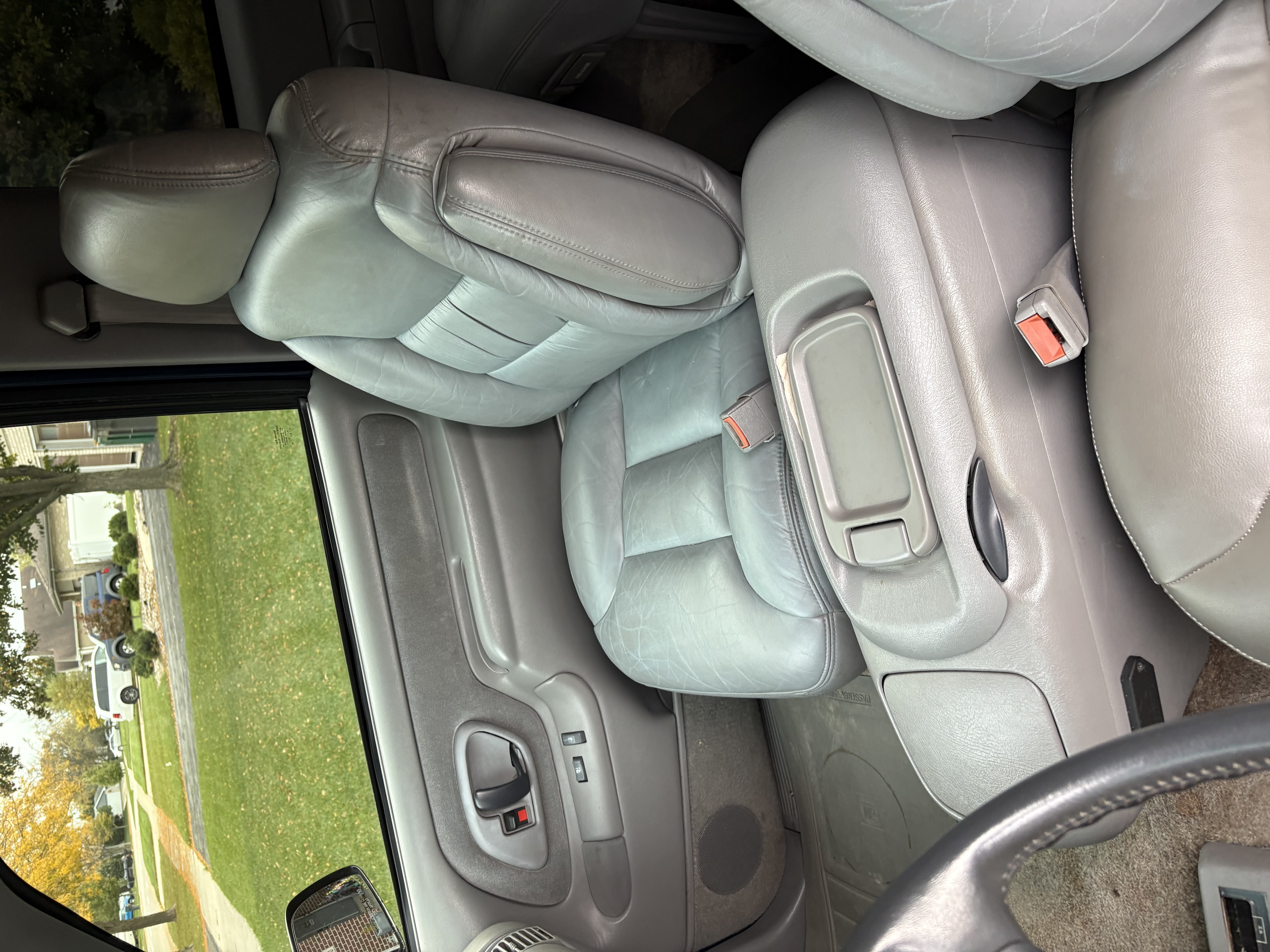 Used 1995 Chevrolet Tahoe 4WD 2-Door image 17