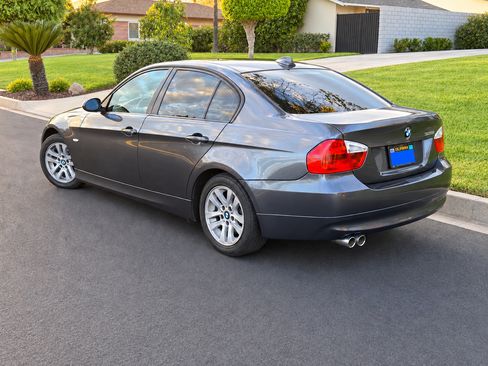 Used 2007 BMW 328i Sedan RWD image 5