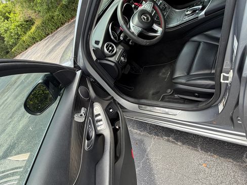 Used 2016 Mercedes-Benz C 300 Sedan image 10