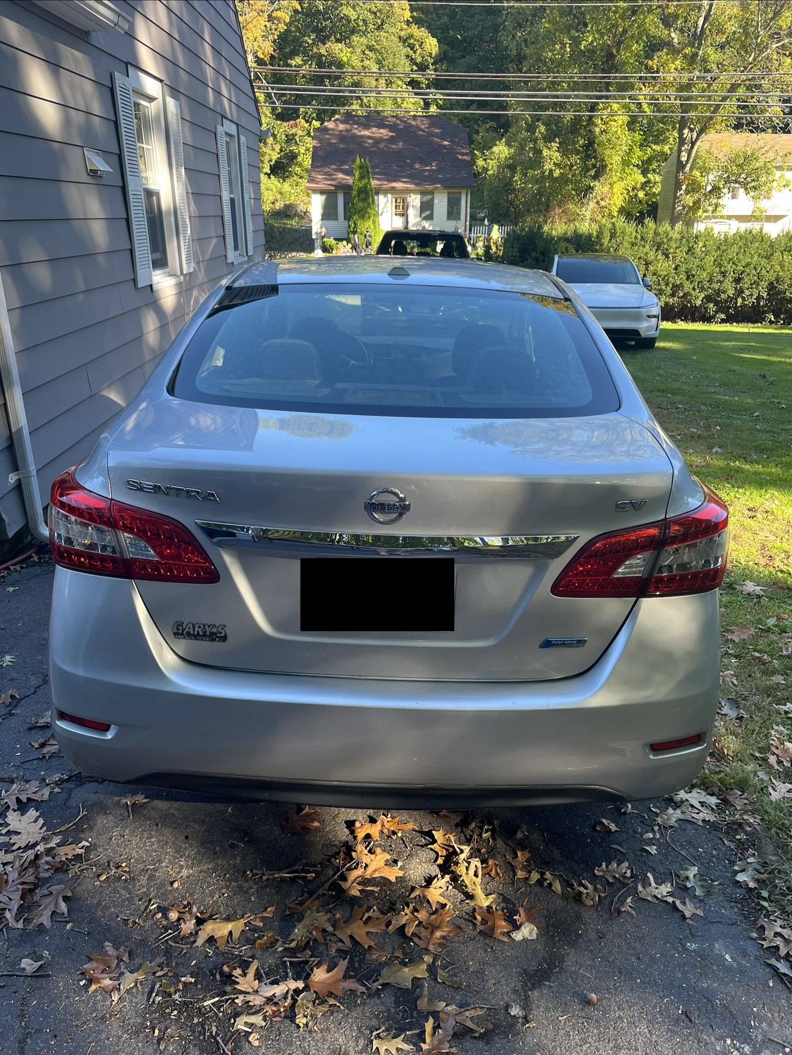 Used 2013 Nissan Sentra SV w/ Driver Pkg FWD image 4