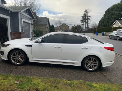 Used 2013 Kia Optima SX w/ Limited Pkg image 2