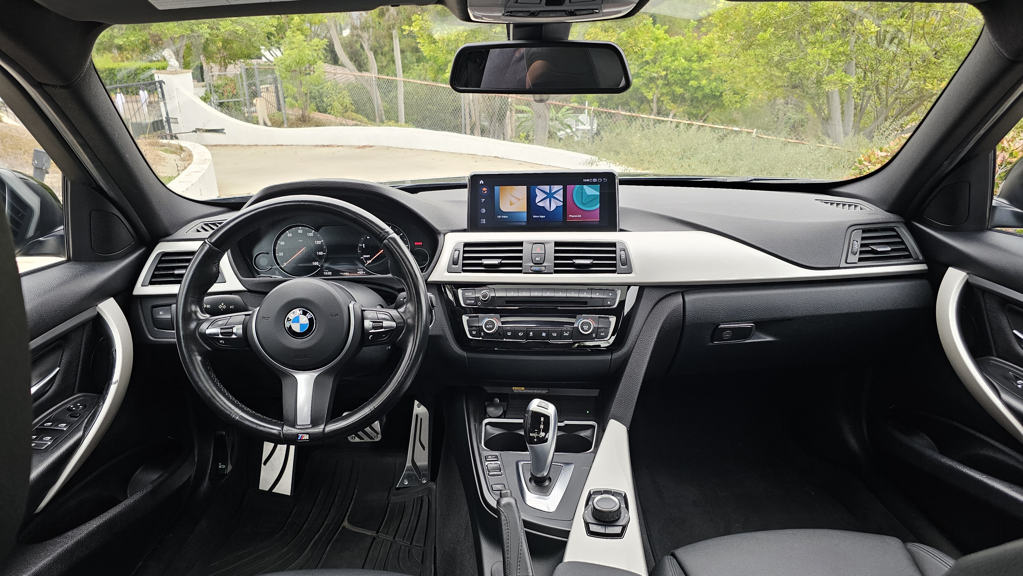 Used 2016 BMW 320i Sedan RWD image 22