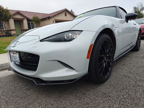 Used 2016 MAZDA MX-5 Miata Club w/ Brembo/BBS Package image 14