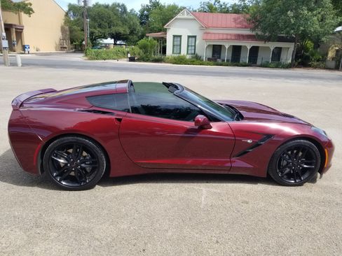 Used 2019 Chevrolet Corvette Stingray Coupe w/ Battery Protection Package image 2