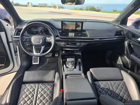 Used 2021 Audi SQ5 Premium Plus w/ Premium Plus Package image 16